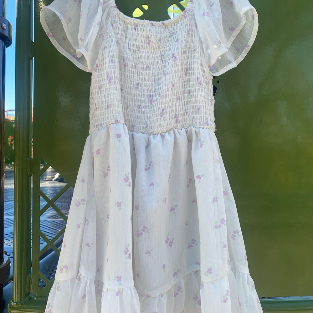Cat & Jack White and Purple Floral Dress / 6-7 yrs